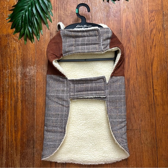 Eddie Bauer Pet Plaid Fleece Dog Jacket - Picture 3 of 7